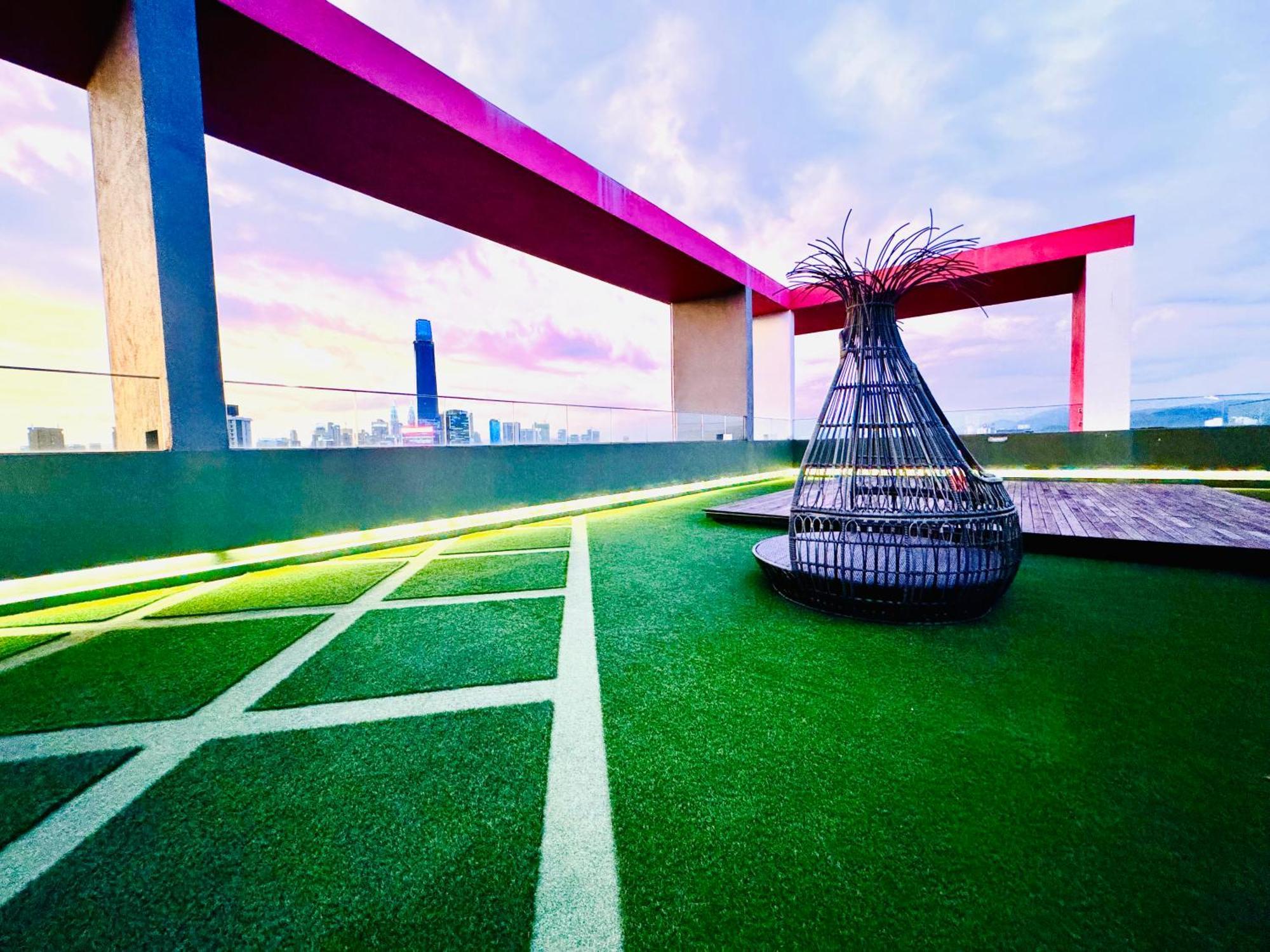 Velocity Residence At Sunway Mall Kuala Lumpur Exterior photo